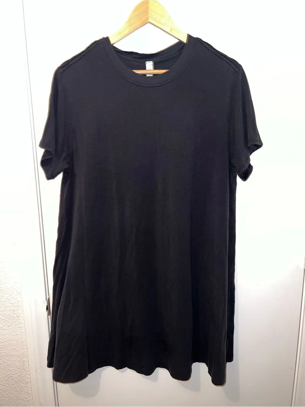 Lululemon Black T-Shirt Dress Size 4 Pima Cotton Lyocell Stretch